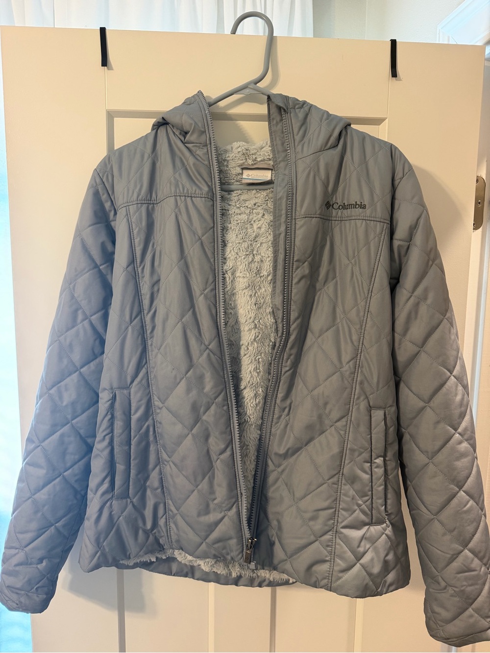 Columbia Light Gray Quilted Hooded Jacket